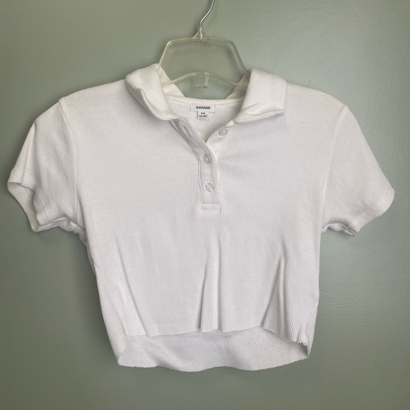 Flattering Shirts - Picture 1 of 9